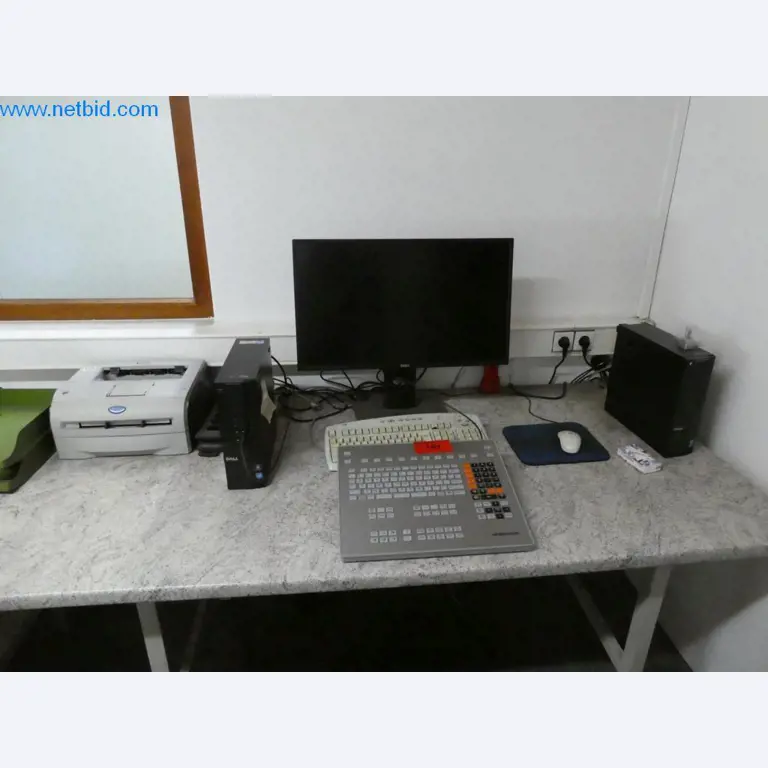 Dobře udržované stroje a provozní a kancelářské vybavení z oblasti výroby nástrojů / obrábění kovů.-1