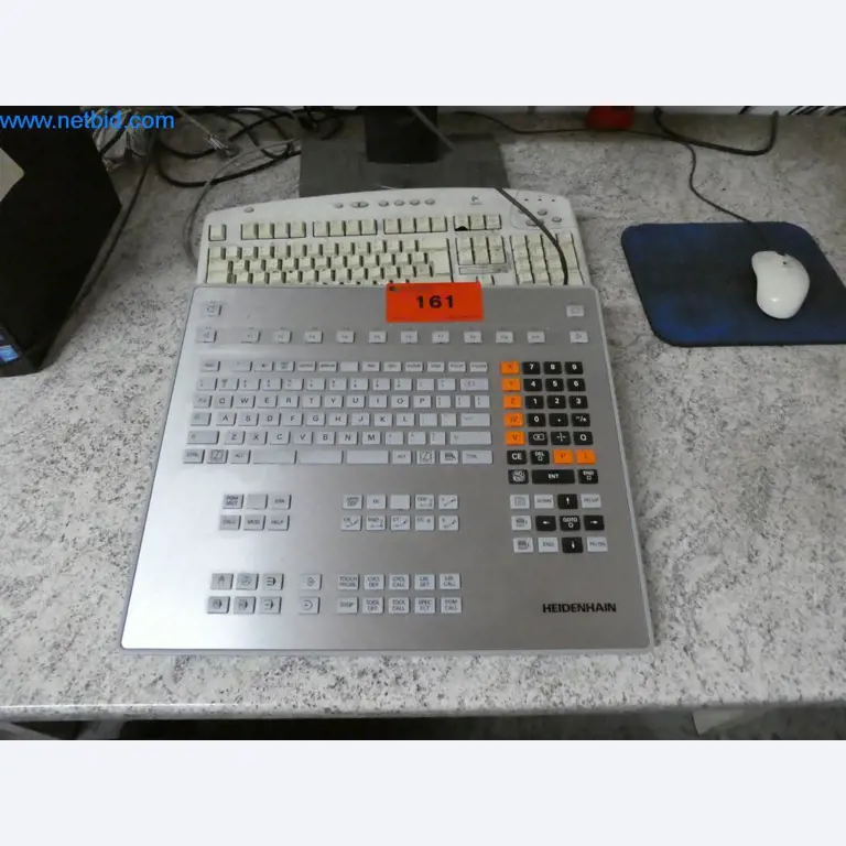 Dobře udržované stroje a provozní a kancelářské vybavení z oblasti výroby nástrojů / obrábění kovů.-2