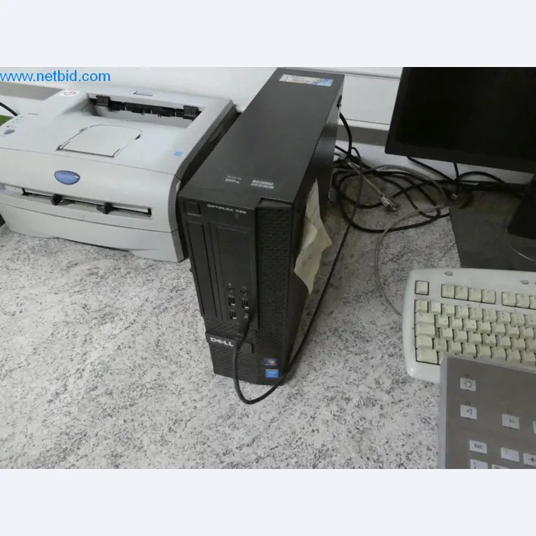 Dobře udržované stroje a provozní a kancelářské vybavení z oblasti výroby nástrojů / obrábění kovů.-3