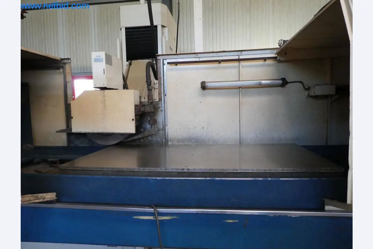 Máquinas en buen estado, así como equipos operativos y de oficina del sector de la fabricación de herramientas / metalurgia-2