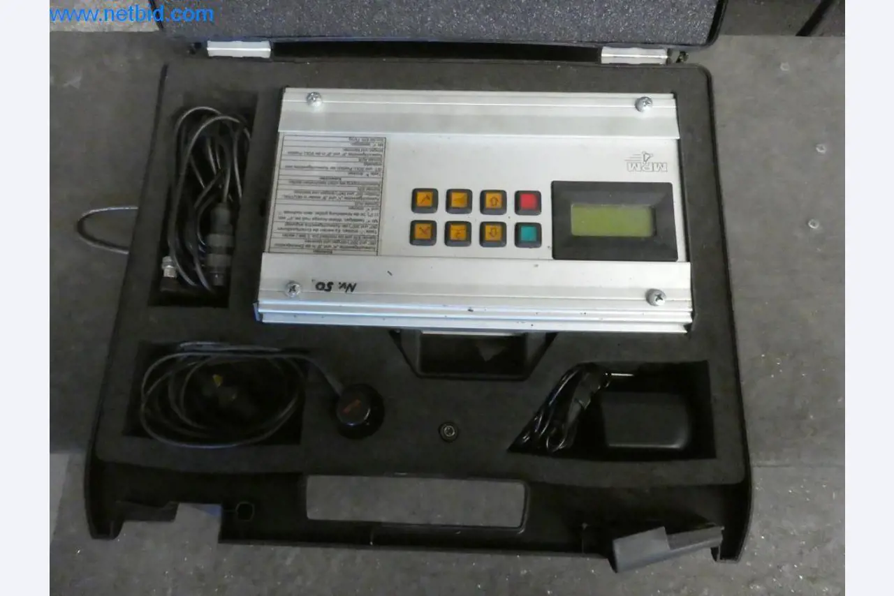 Máquinas en buen estado, así como equipos operativos y de oficina del sector de la fabricación de herramientas / metalurgia-3