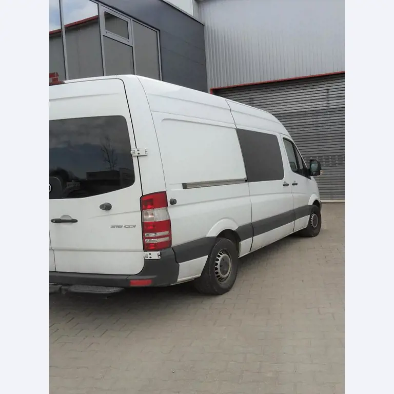 Machines entretenues ainsi que l'équipement de l'entreprise et du commerce dans le domaine de la construction d'outils / du travail des métaux-4