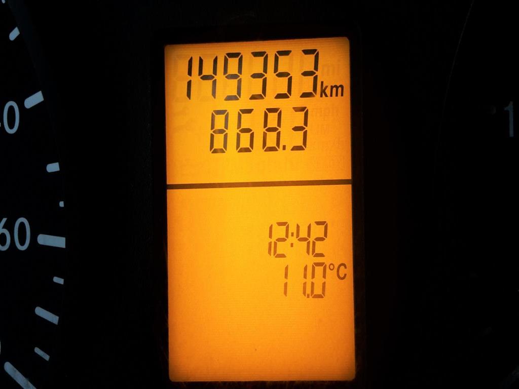 Máquinas bem conservadas, bem como equipamento operacional e de escritório do sector da fabricação de ferramentas / metalurgia-5