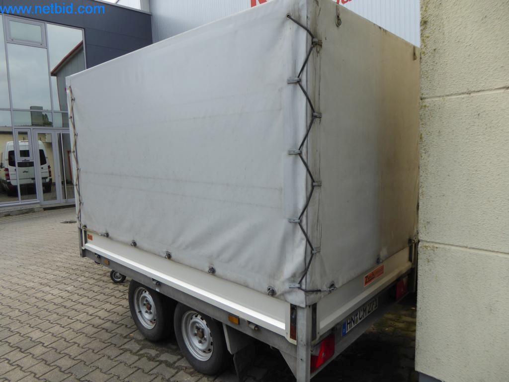 Máquinas bem conservadas, bem como equipamento operacional e de escritório do sector da fabricação de ferramentas / metalurgia-2