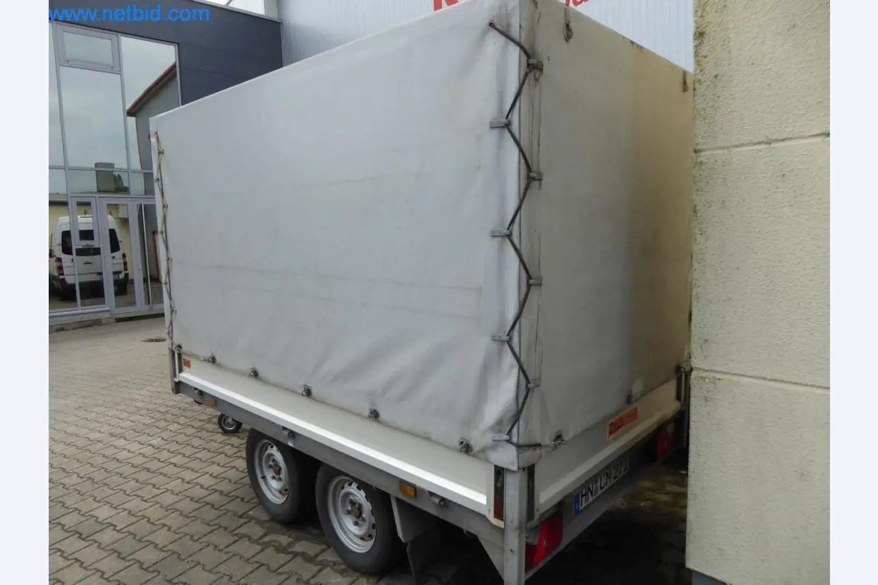 Well-maintained machines as well as operating and office equipment from the field of tool construction / metalworking-2