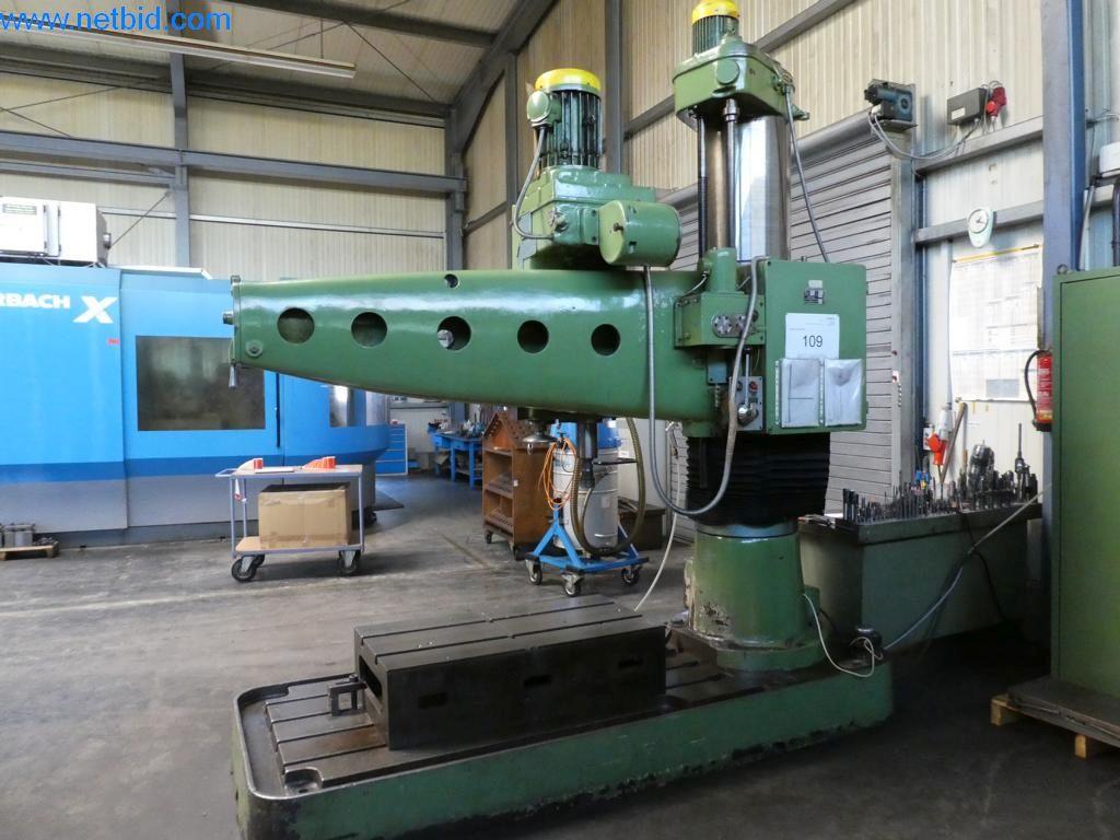 Dobrze utrzymane maszyny oraz sprzęt operacyjny i biurowy z sektora produkcji narzędzi / obróbki metali-3