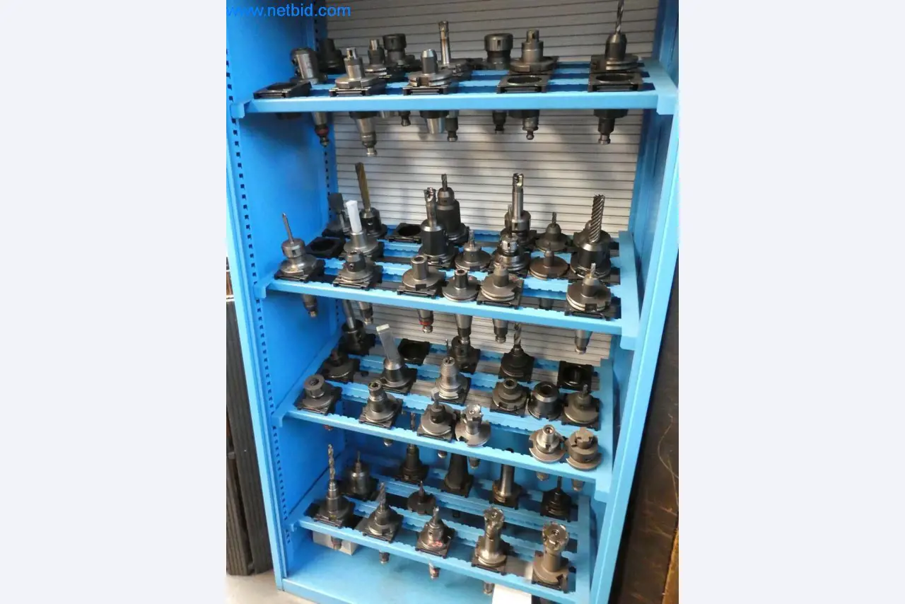 Máquinas en buen estado, así como equipos operativos y de oficina del sector de la fabricación de herramientas / metalurgia-10