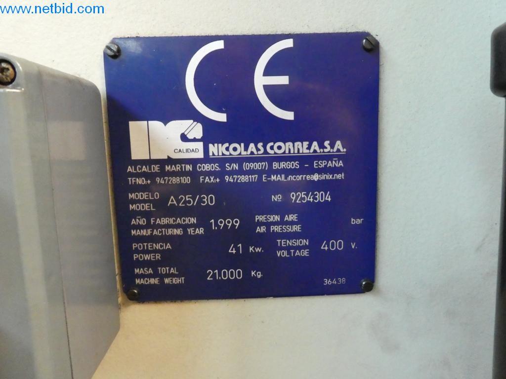 Máquinas bem conservadas, bem como equipamento operacional e de escritório do sector da fabricação de ferramentas / metalurgia-8