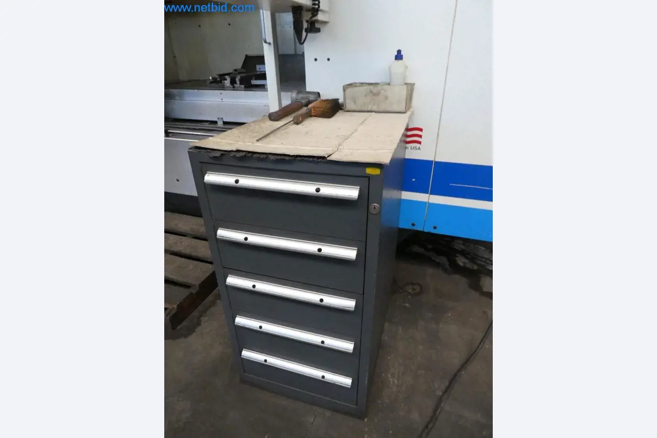 Máquinas en buen estado, así como equipos operativos y de oficina del sector de la fabricación de herramientas / metalurgia-10