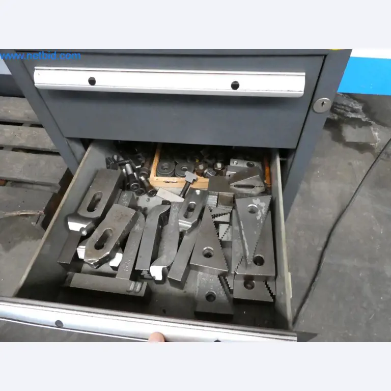 Máquinas en buen estado, así como equipos operativos y de oficina del sector de la fabricación de herramientas / metalurgia-11