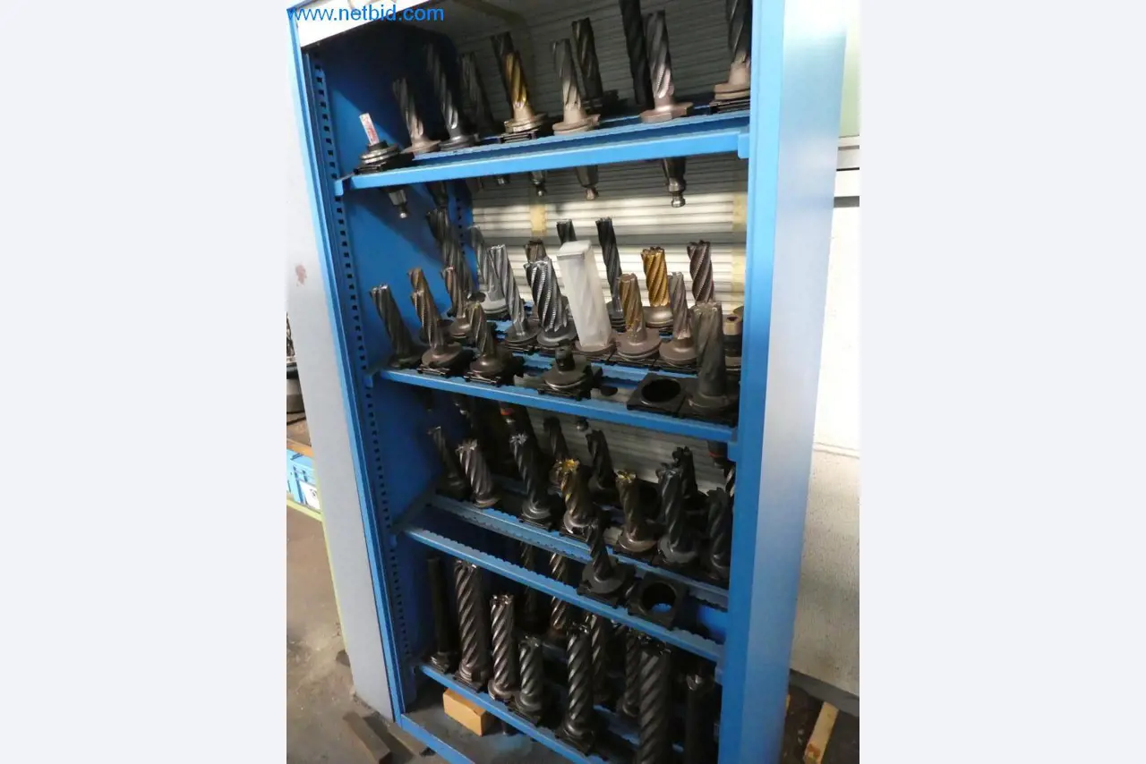 Well-maintained machines as well as operating and office equipment from the field of tool construction / metalworking-1