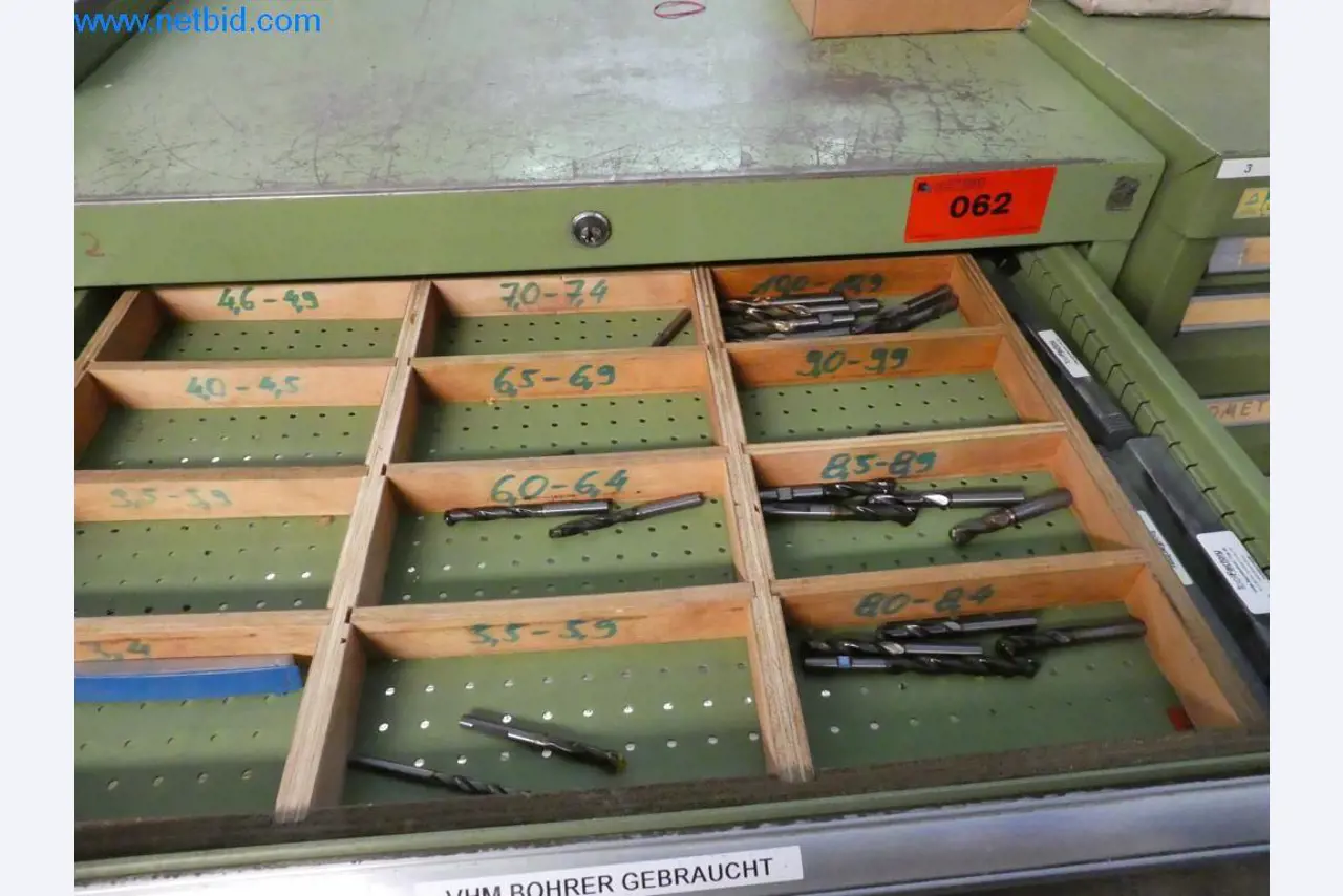 Well-maintained machines as well as operating and office equipment from the field of tool construction / metalworking-2