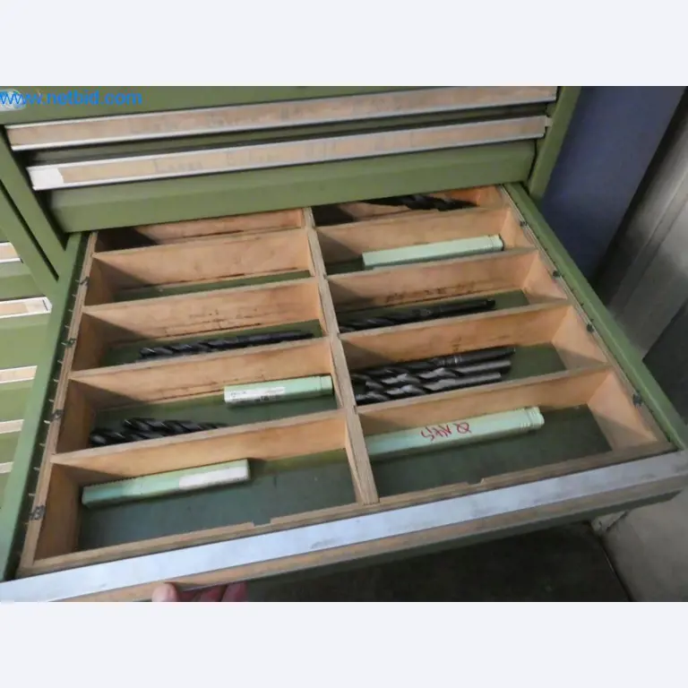 Dobro vzdrževani stroji ter delovna in pisarniška oprema iz sektorja orodjarstva/obdelave kovin-4