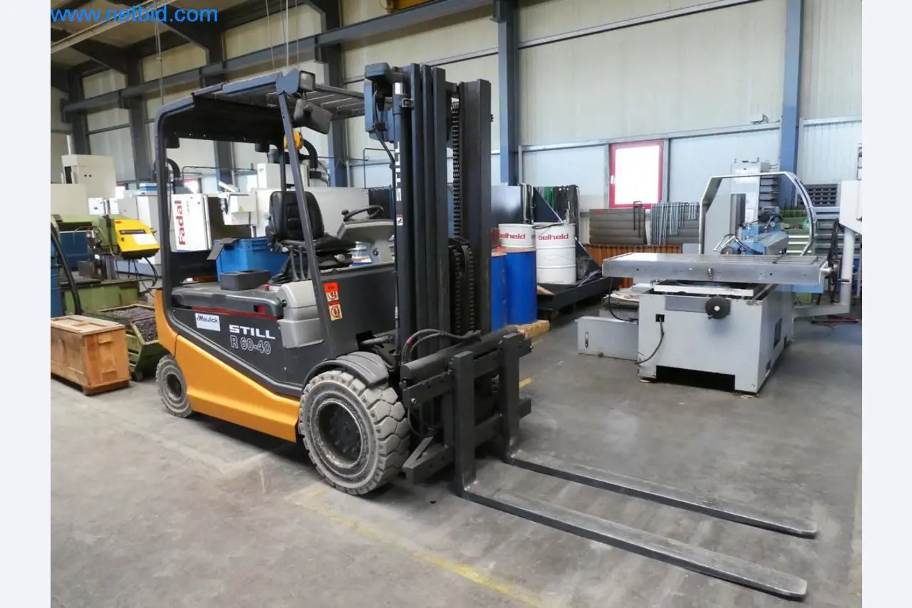 Dobrze utrzymane maszyny oraz sprzęt operacyjny i biurowy z sektora produkcji narzędzi / obróbki metali-1