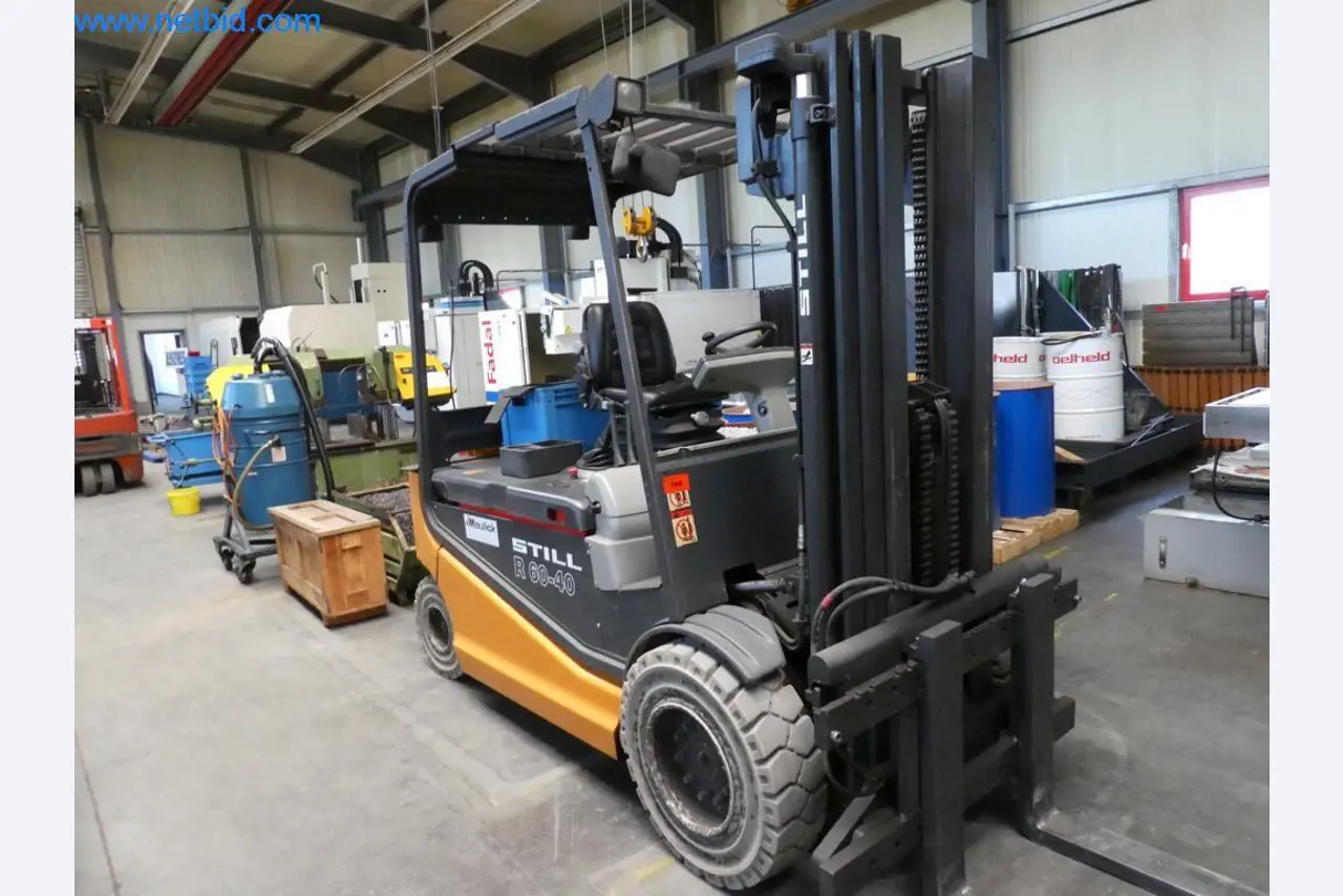 Dobrze utrzymane maszyny oraz sprzęt operacyjny i biurowy z sektora produkcji narzędzi / obróbki metali-2