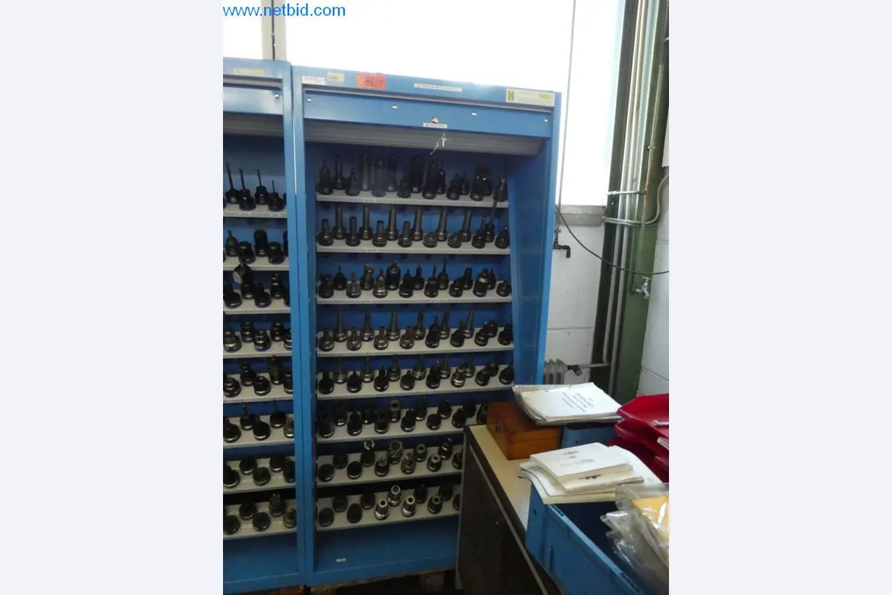 Dobře udržované stroje a provozní a kancelářské vybavení z oblasti výroby nástrojů / obrábění kovů.-1