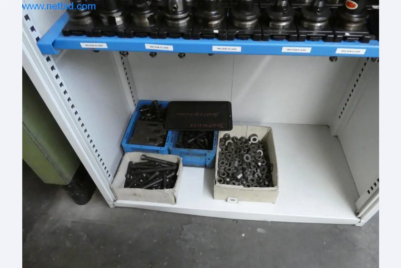 Dobře udržované stroje a provozní a kancelářské vybavení z oblasti výroby nástrojů / obrábění kovů.-6