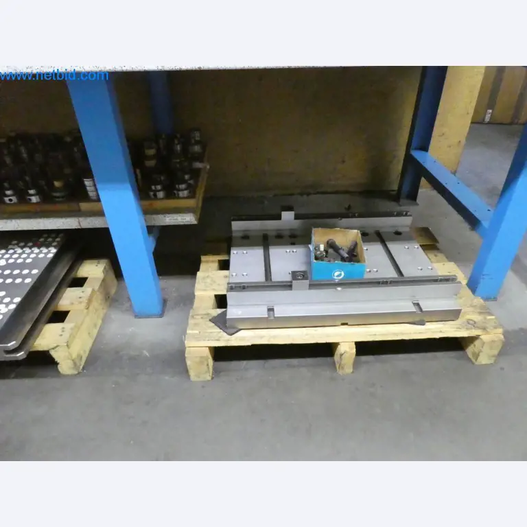 Máquinas en buen estado, así como equipos operativos y de oficina del sector de la fabricación de herramientas / metalurgia-2