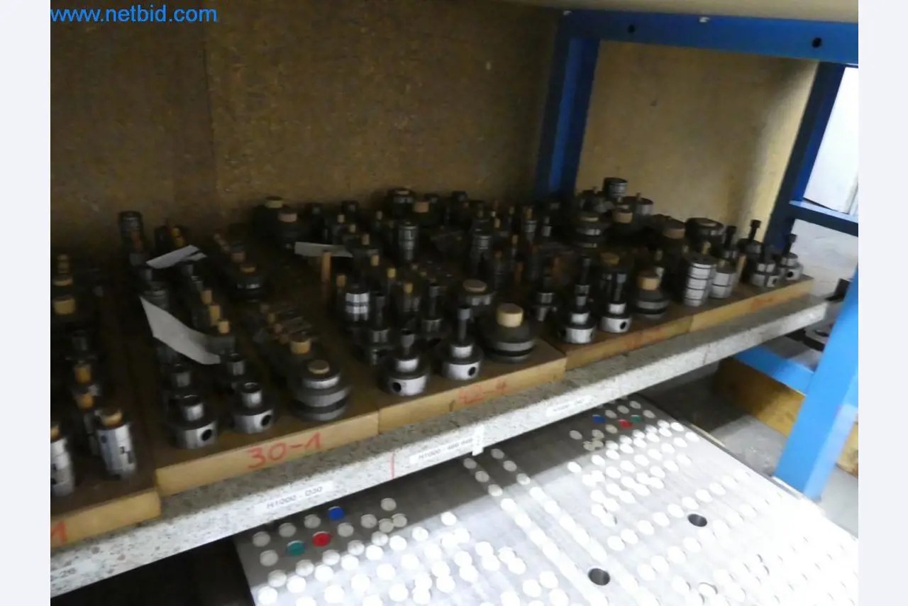 Máquinas en buen estado, así como equipos operativos y de oficina del sector de la fabricación de herramientas / metalurgia-5