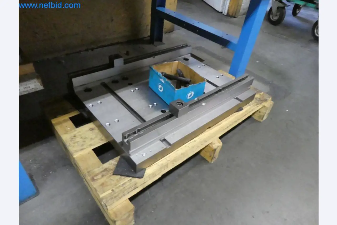 Máquinas en buen estado, así como equipos operativos y de oficina del sector de la fabricación de herramientas / metalurgia-6