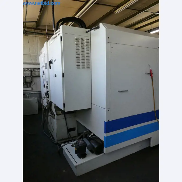 Máquinas bem conservadas, bem como equipamento operacional e de escritório do sector da fabricação de ferramentas / metalurgia-8