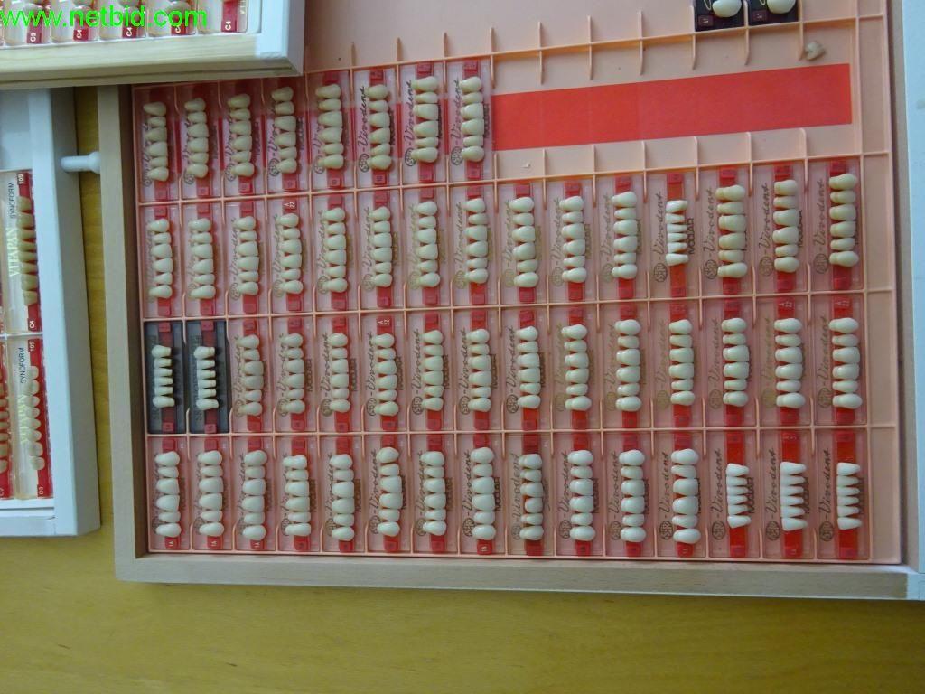 Operating and office equipment of a dental laboratory-2