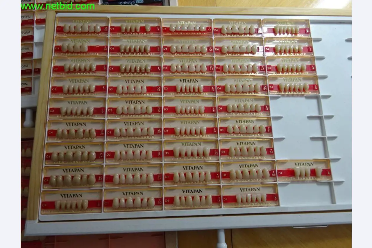 Operating and office equipment of a dental laboratory-3