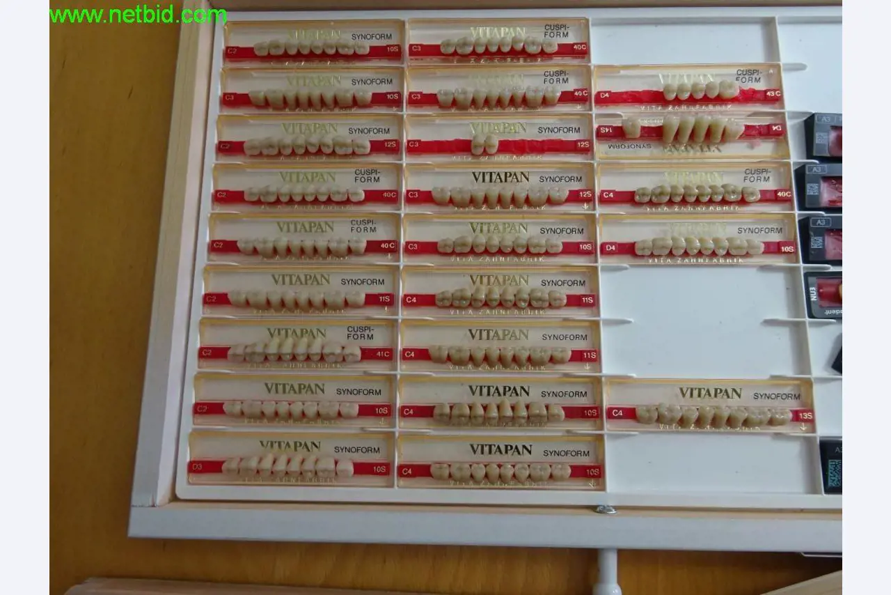 Operating and office equipment of a dental laboratory-4
