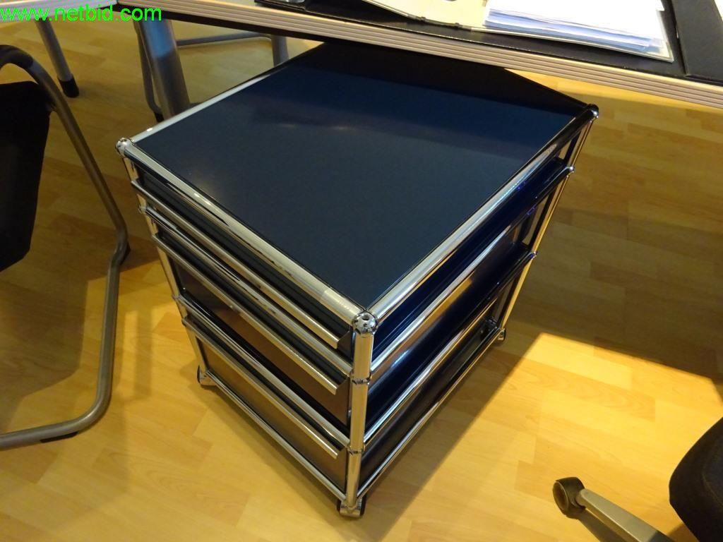 Operating and office equipment of a dental laboratory-3