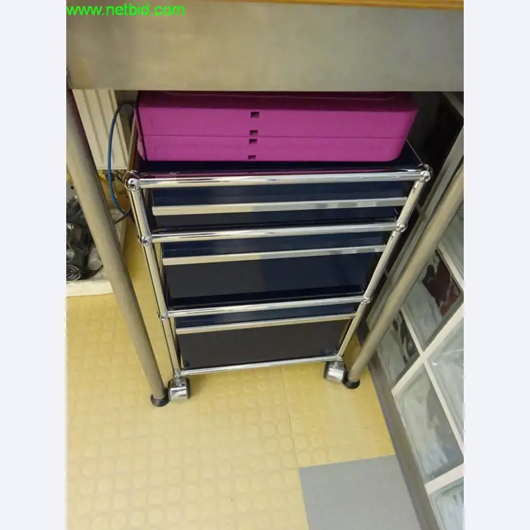 Operating and office equipment of a dental laboratory-3