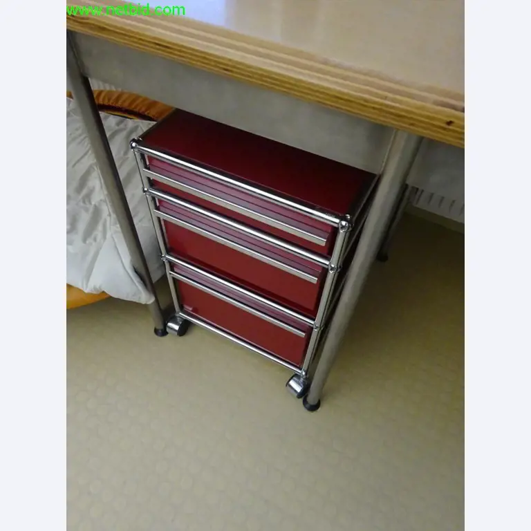 Operating and office equipment of a dental laboratory-4