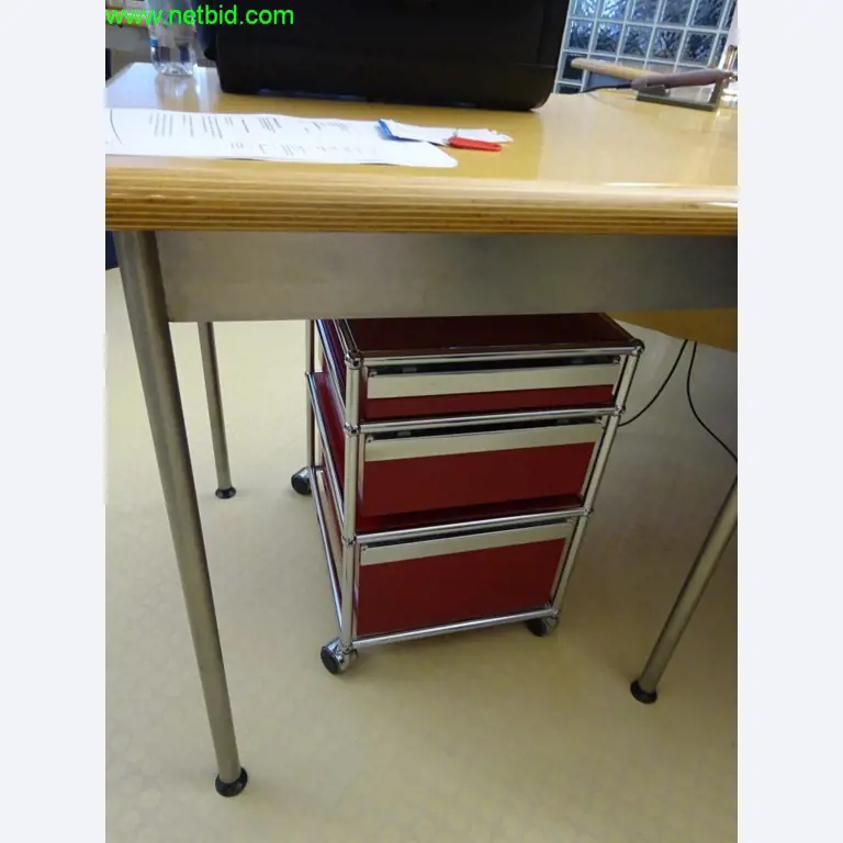 Operating and office equipment of a dental laboratory-7