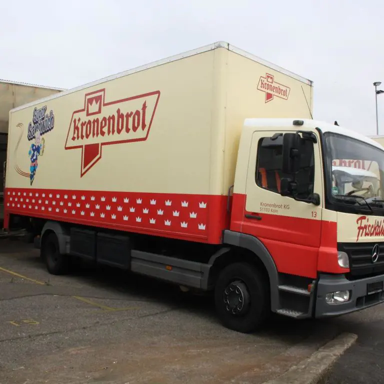 LKW Mercedes-Benz 1223