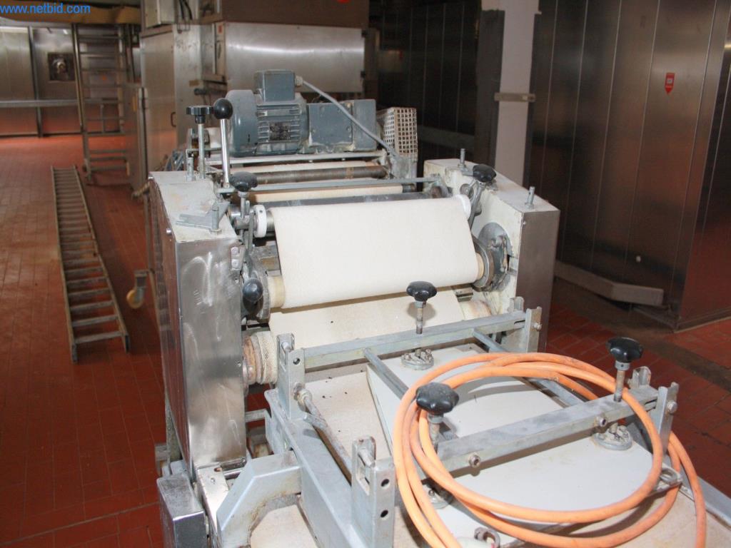 Devices for air conditioning, heating and cooling, workshop and storage facilities-3