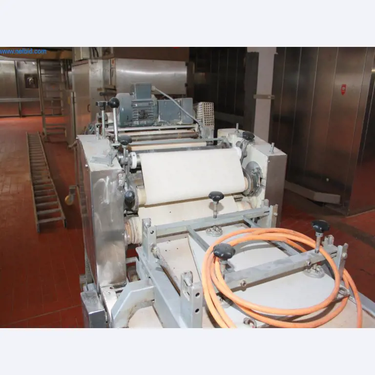 Devices for air conditioning, heating and cooling, workshop and storage facilities-3