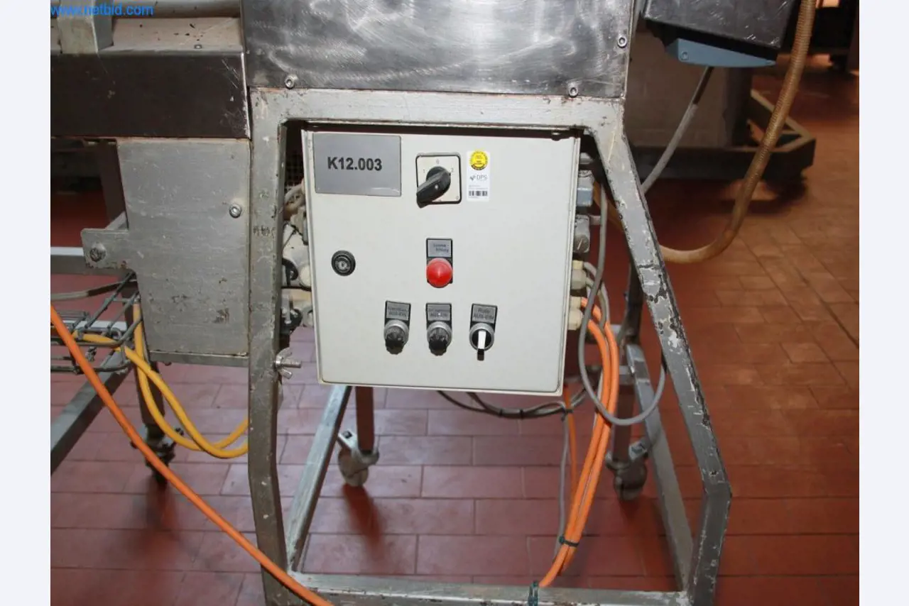 Devices for air conditioning, heating and cooling, workshop and storage facilities-5