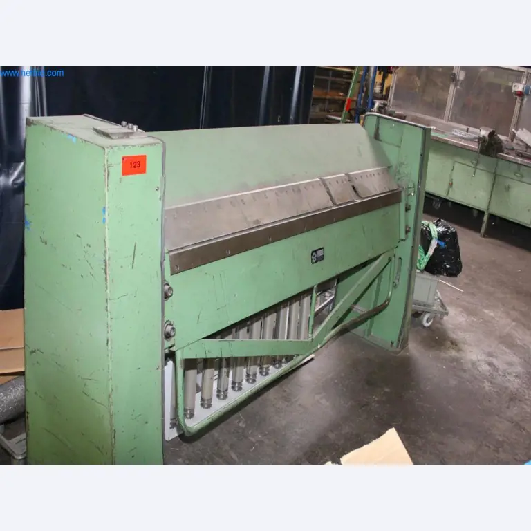 Devices for air conditioning, heating and cooling, workshop and storage facilities-2