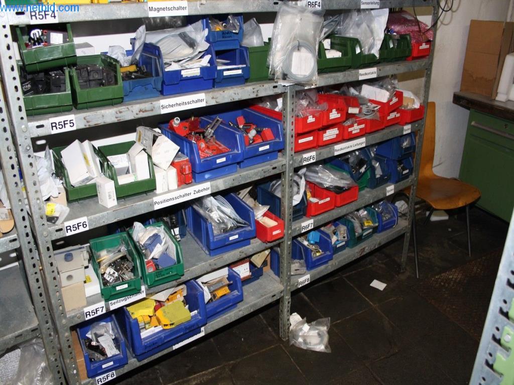 Devices for air conditioning, heating and cooling, workshop and storage facilities-15