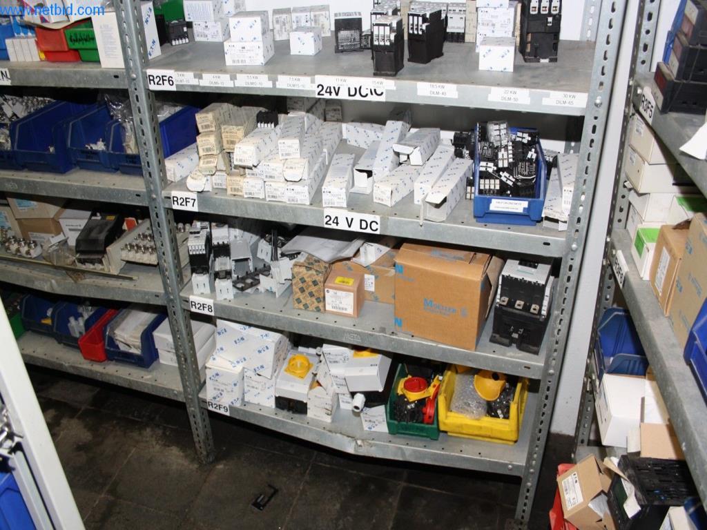 Devices for air conditioning, heating and cooling, workshop and storage facilities-3