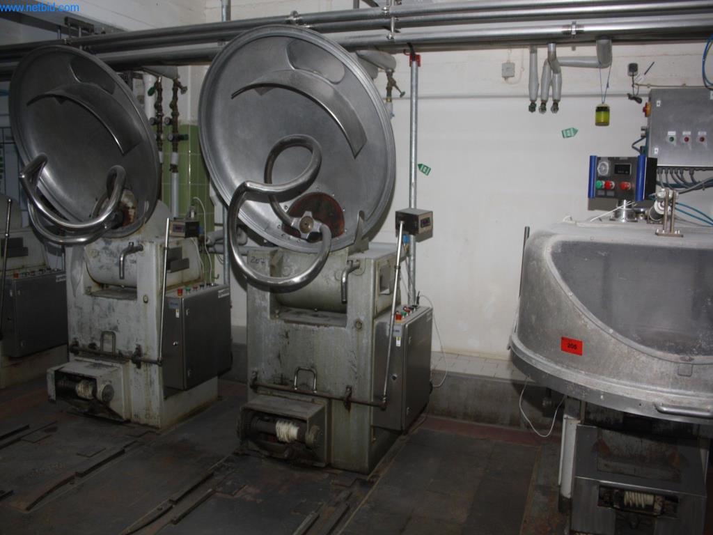 Devices for air conditioning, heating and cooling, workshop and storage facilities-2