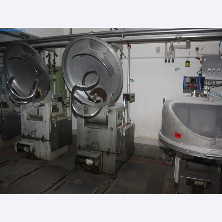 Devices for air conditioning, heating and cooling, workshop and storage facilities-2