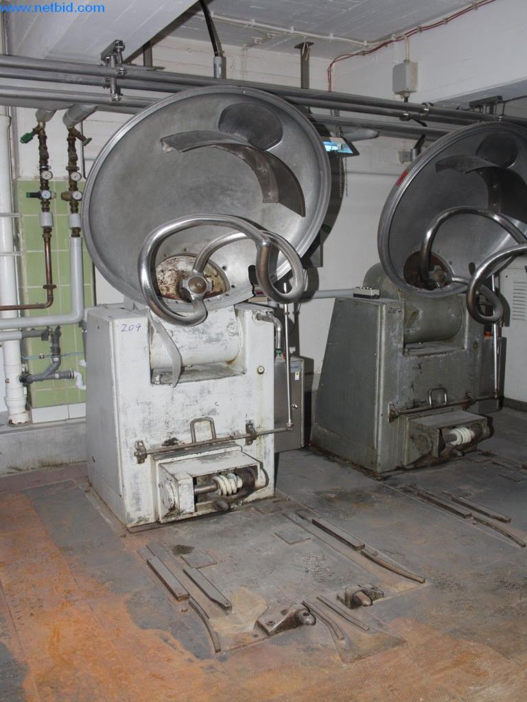 Devices for air conditioning, heating and cooling, workshop and storage facilities-2