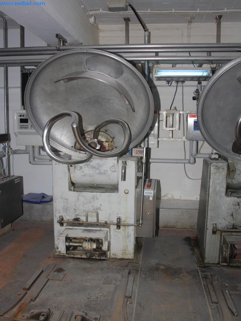 Devices for air conditioning, heating and cooling, workshop and storage facilities-3