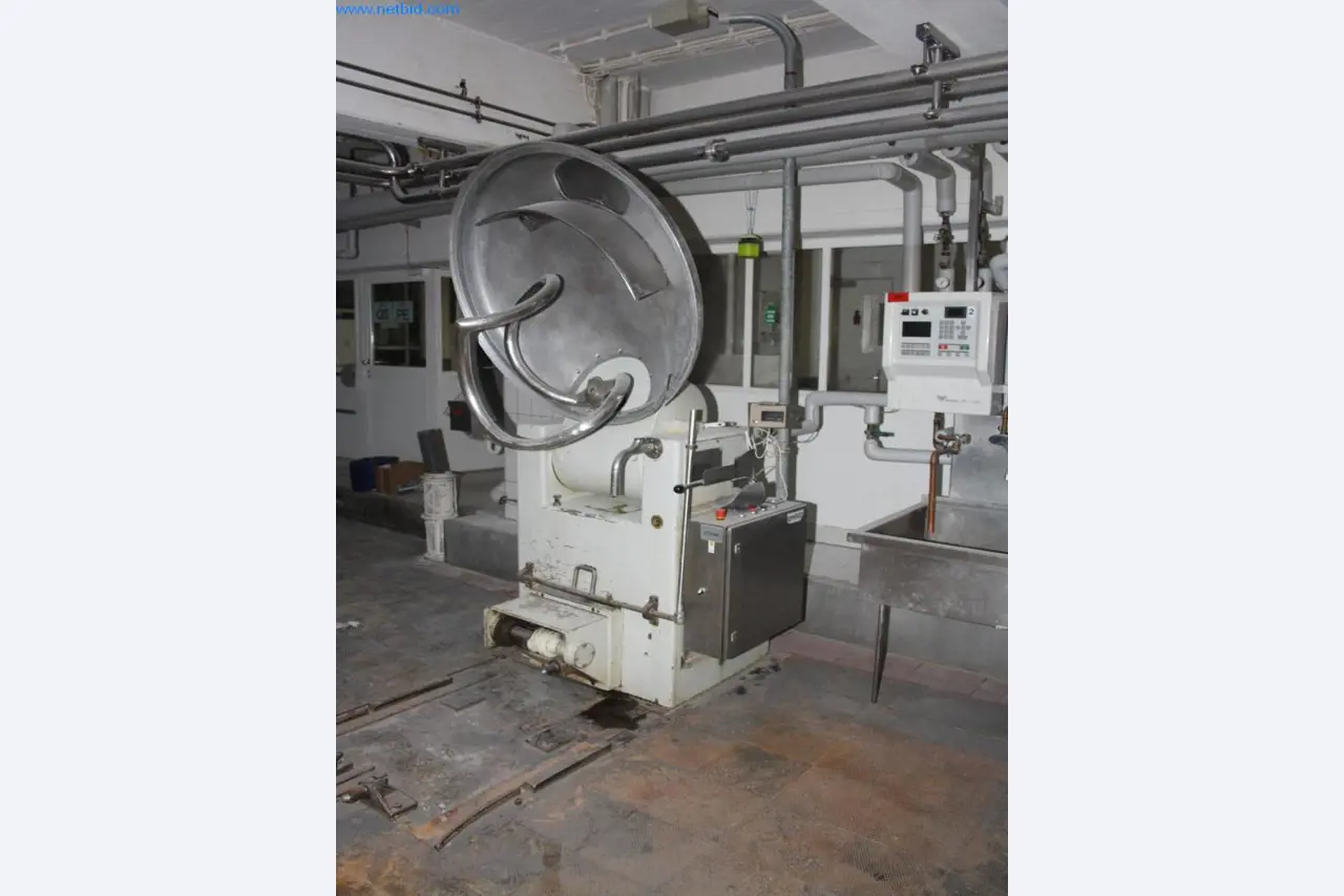 Devices for air conditioning, heating and cooling, workshop and storage facilities-2