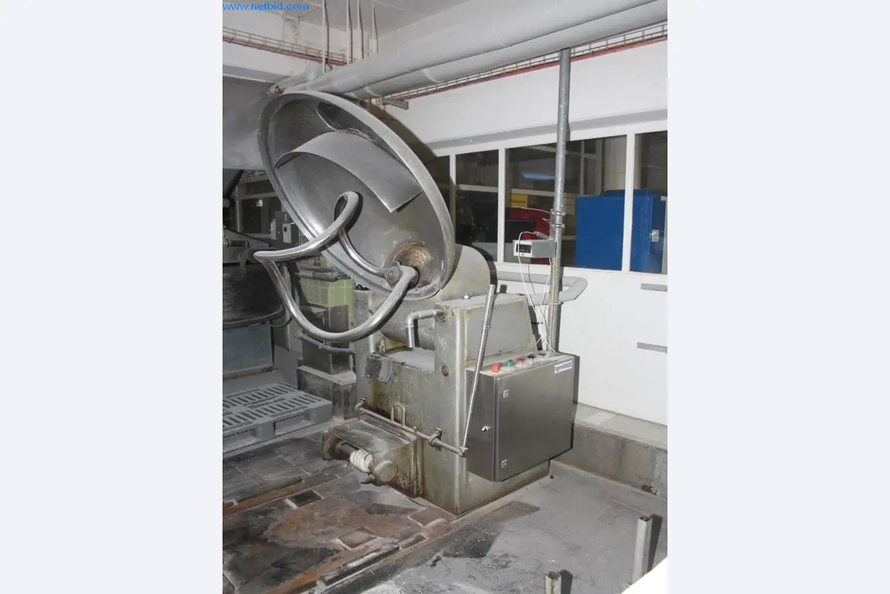 Devices for air conditioning, heating and cooling, workshop and storage facilities-4