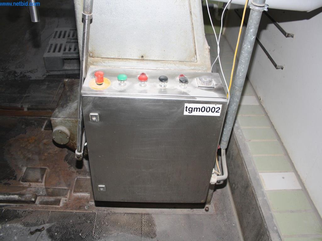 Devices for air conditioning, heating and cooling, workshop and storage facilities-7