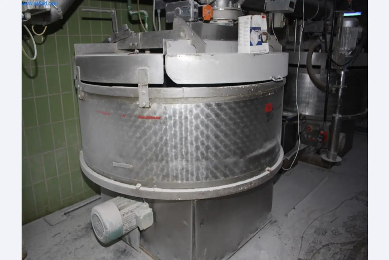 Devices for air conditioning, heating and cooling, workshop and storage facilities-2