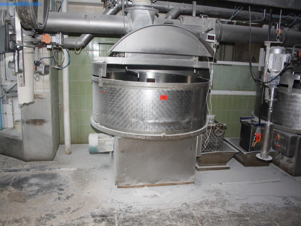 Devices for air conditioning, heating and cooling, workshop and storage facilities-6