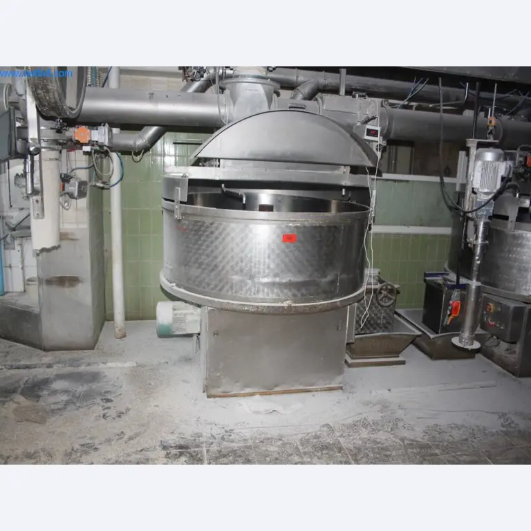 Devices for air conditioning, heating and cooling, workshop and storage facilities-6