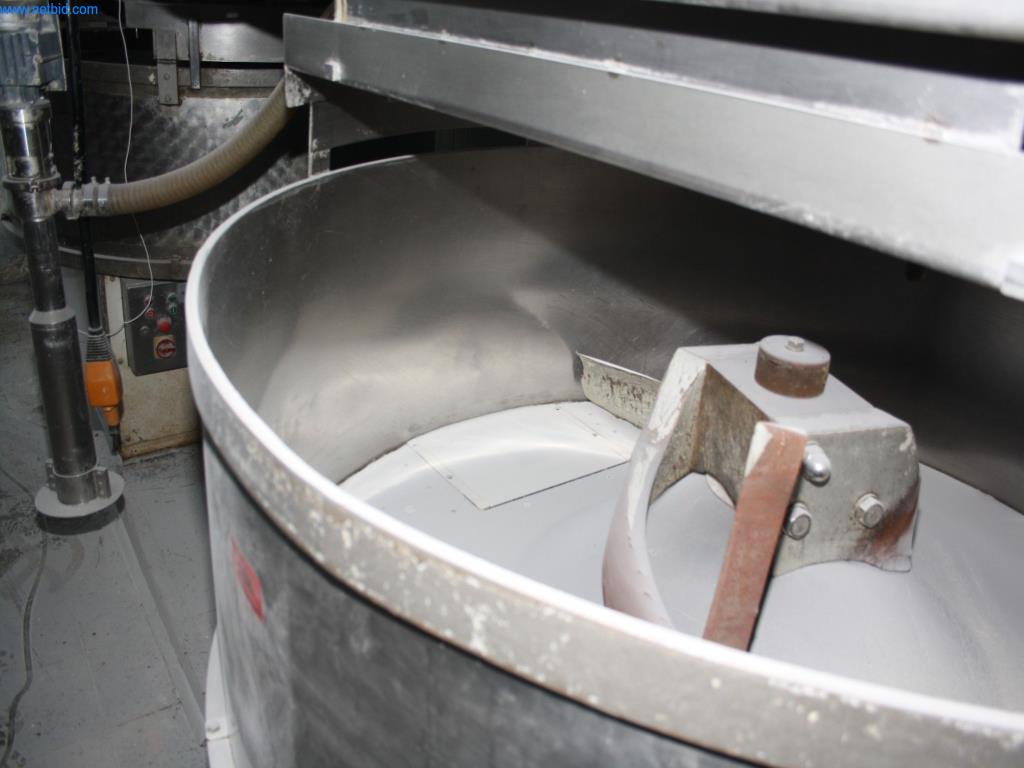 Devices for air conditioning, heating and cooling, workshop and storage facilities-4